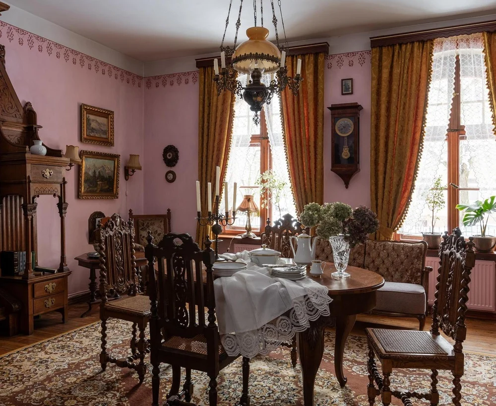 "Пугачева, 12" исторические апартаменты в Калининграде
